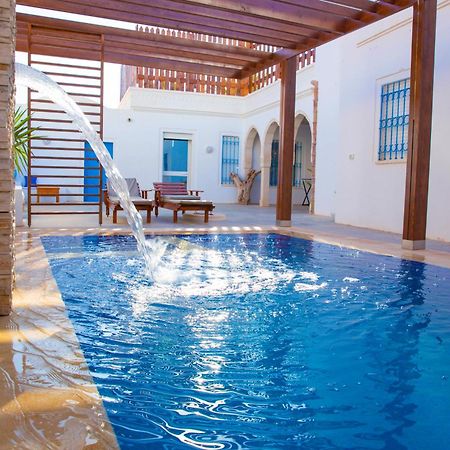 Villa Dar Amel à Houmt Souk  Extérieur photo